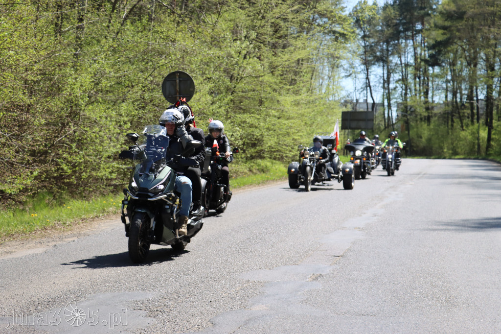 Fotorelacja I: IV Motopiknik w Łazach - parada motocykli