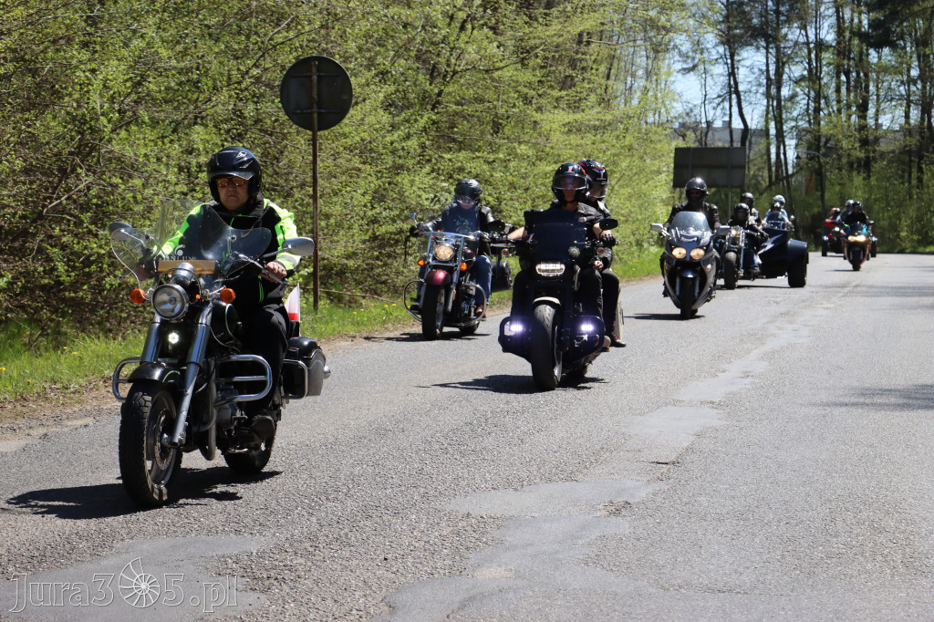 Fotorelacja I: IV Motopiknik w Łazach - parada motocykli