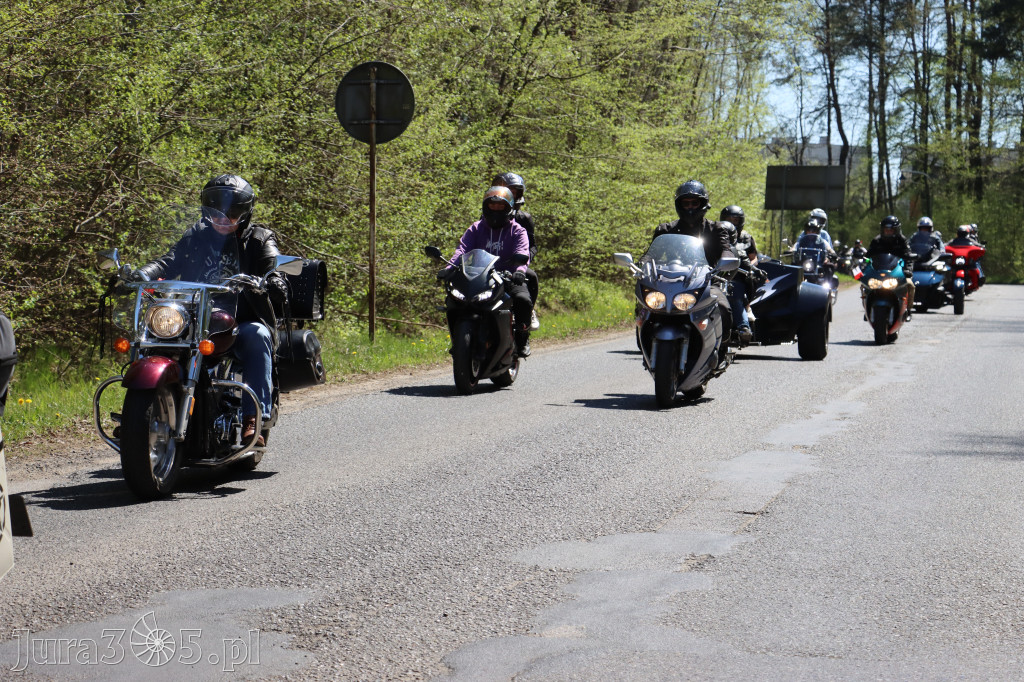 Fotorelacja I: IV Motopiknik w Łazach - parada motocykli