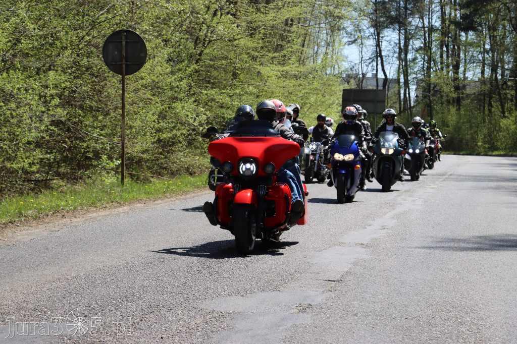 Fotorelacja I: IV Motopiknik w Łazach - parada motocykli