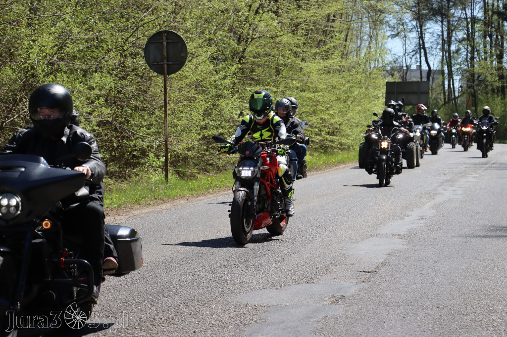 Fotorelacja I: IV Motopiknik w Łazach - parada motocykli