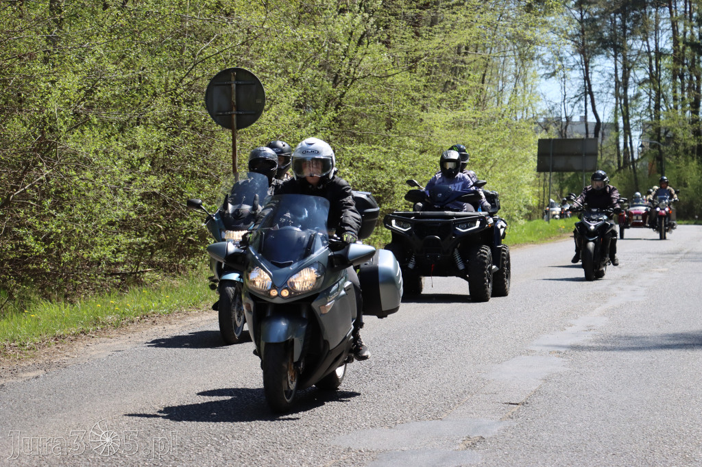 Fotorelacja I: IV Motopiknik w Łazach - parada motocykli