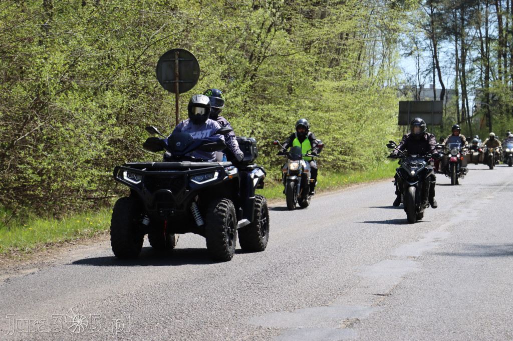 Fotorelacja I: IV Motopiknik w Łazach - parada motocykli