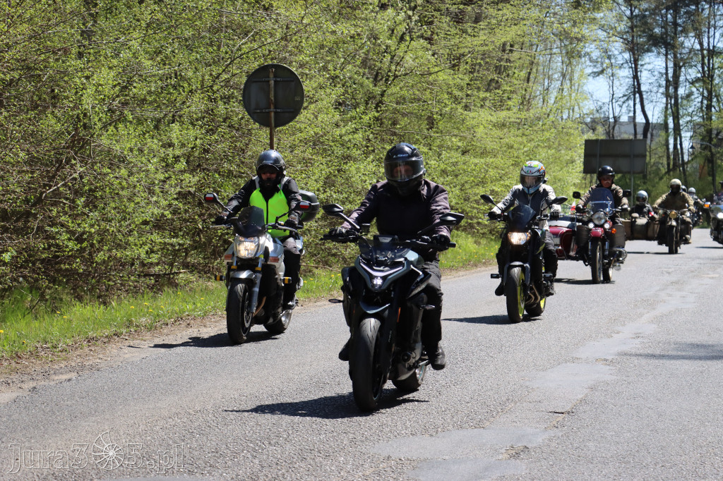 Fotorelacja I: IV Motopiknik w Łazach - parada motocykli