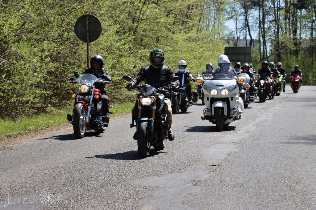 Fotorelacja I: IV Motopiknik w Łazach - parada motocykli