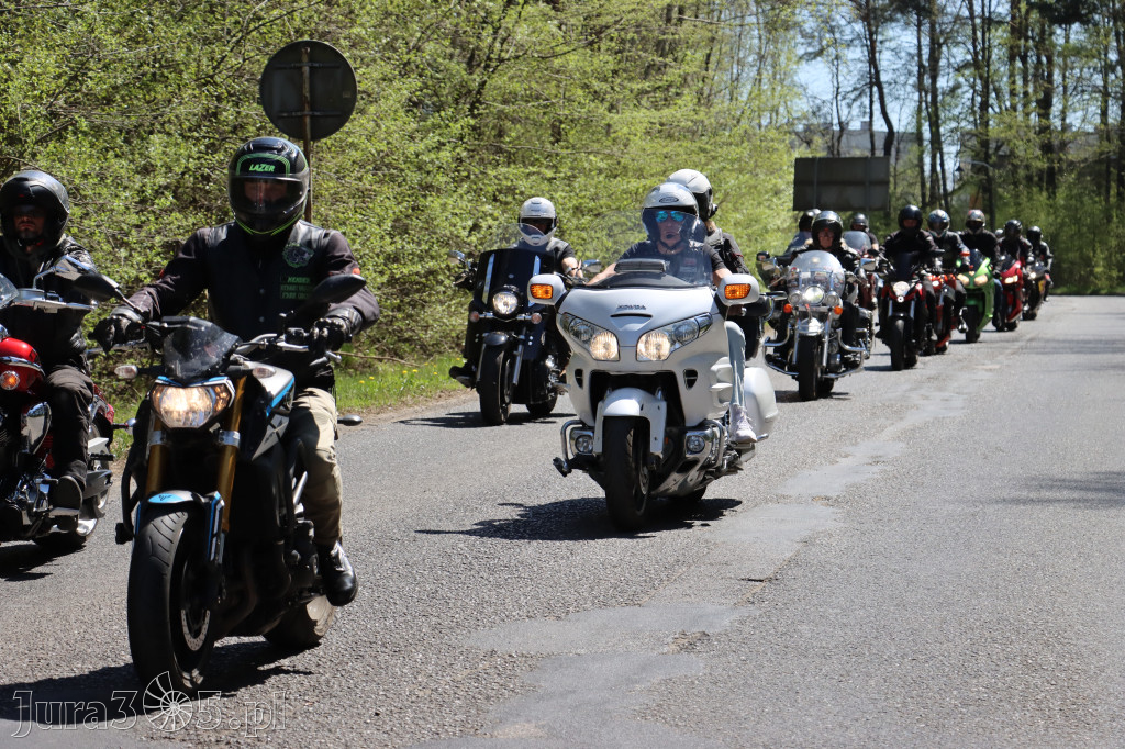Fotorelacja I: IV Motopiknik w Łazach - parada motocykli