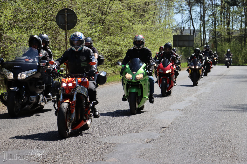Fotorelacja I: IV Motopiknik w Łazach - parada motocykli