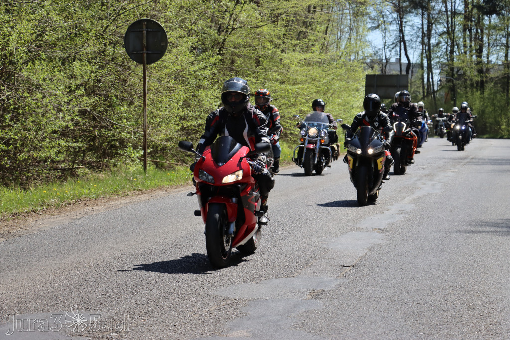 Fotorelacja I: IV Motopiknik w Łazach - parada motocykli