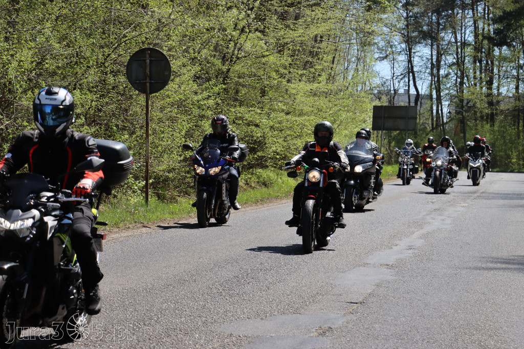 Fotorelacja I: IV Motopiknik w Łazach - parada motocykli