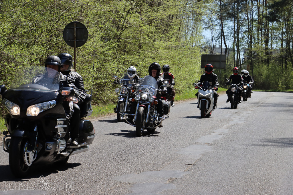 Fotorelacja I: IV Motopiknik w Łazach - parada motocykli