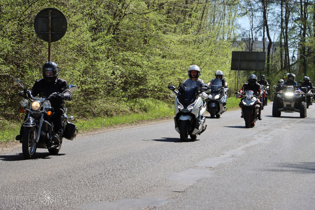 Fotorelacja I: IV Motopiknik w Łazach - parada motocykli