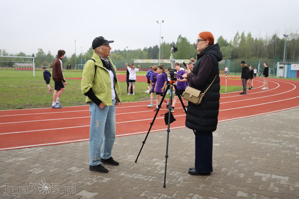 Fotorelacja: Uroczystość otwarcia stadionu miejskiego w Łazach po rewitalizacji