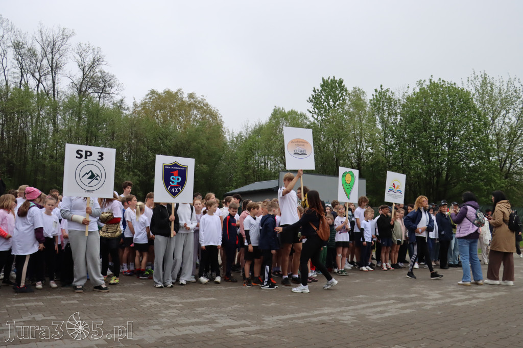 Fotorelacja: Uroczystość otwarcia stadionu miejskiego w Łazach po rewitalizacji