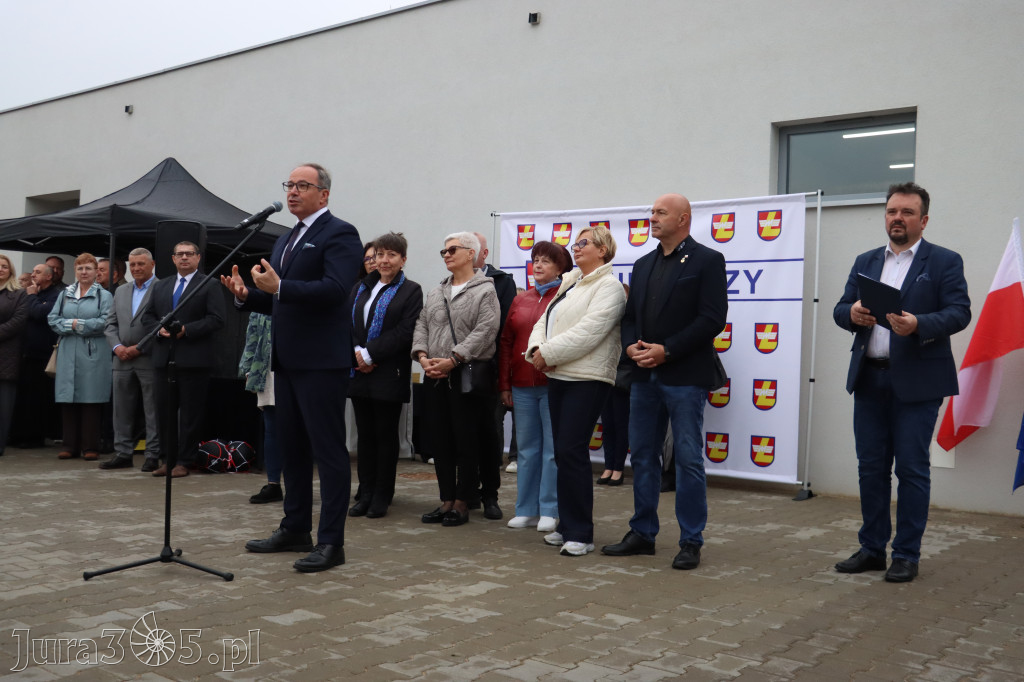 Fotorelacja: Uroczystość otwarcia stadionu miejskiego w Łazach po rewitalizacji