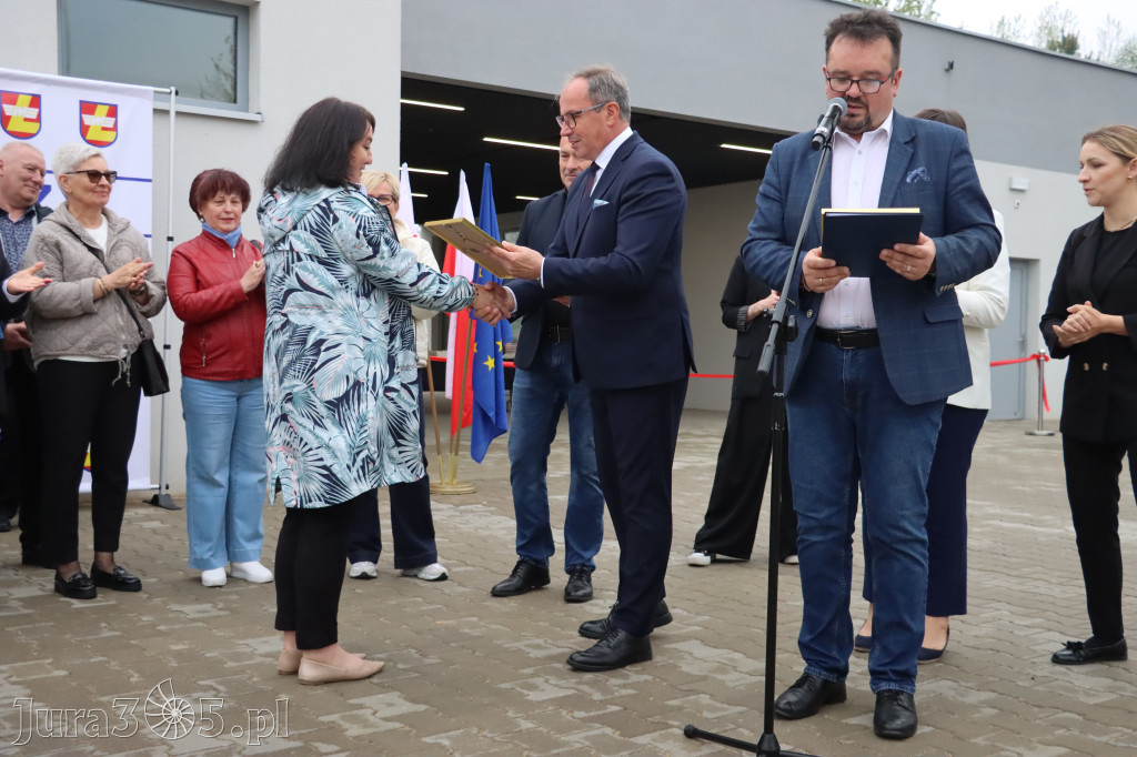 Fotorelacja: Uroczystość otwarcia stadionu miejskiego w Łazach po rewitalizacji