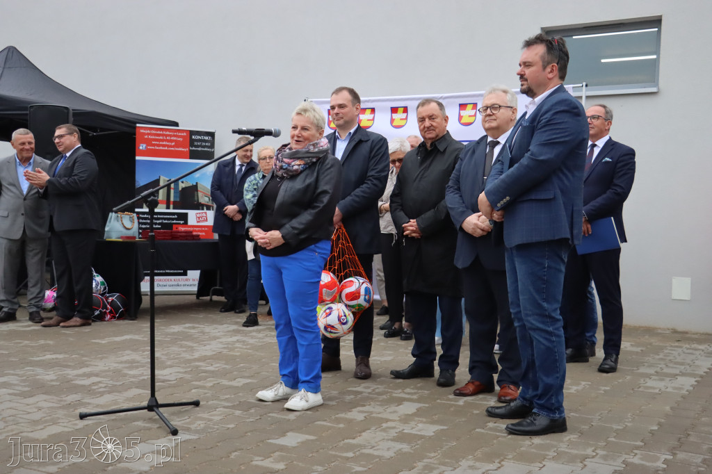 Fotorelacja: Uroczystość otwarcia stadionu miejskiego w Łazach po rewitalizacji