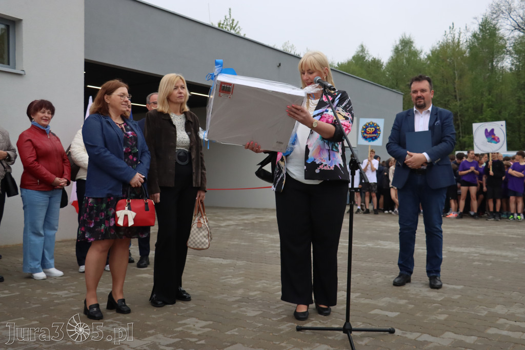 Fotorelacja: Uroczystość otwarcia stadionu miejskiego w Łazach po rewitalizacji