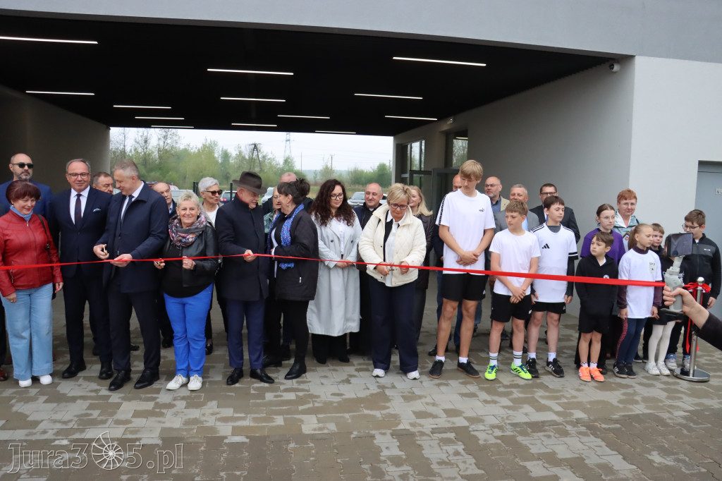 Fotorelacja: Uroczystość otwarcia stadionu miejskiego w Łazach po rewitalizacji