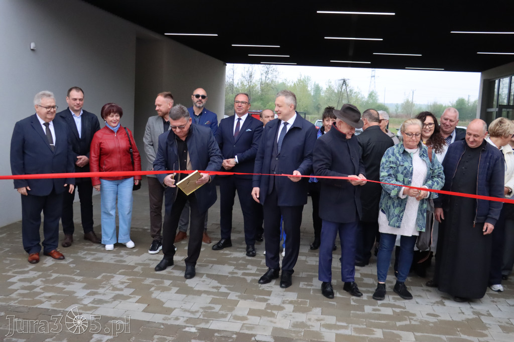 Fotorelacja: Uroczystość otwarcia stadionu miejskiego w Łazach po rewitalizacji