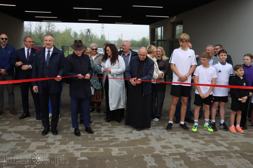 Fotorelacja: Uroczystość otwarcia stadionu miejskiego w Łazach po rewitalizacji