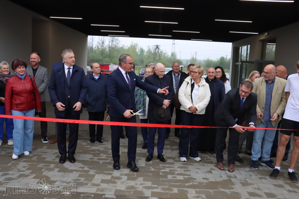 Fotorelacja: Uroczystość otwarcia stadionu miejskiego w Łazach po rewitalizacji