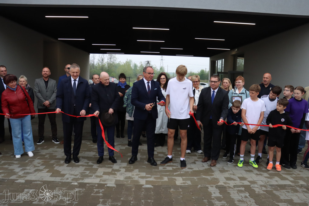 Fotorelacja: Uroczystość otwarcia stadionu miejskiego w Łazach po rewitalizacji