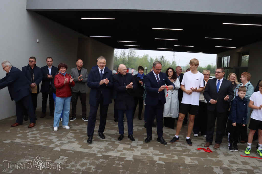 Fotorelacja: Uroczystość otwarcia stadionu miejskiego w Łazach po rewitalizacji