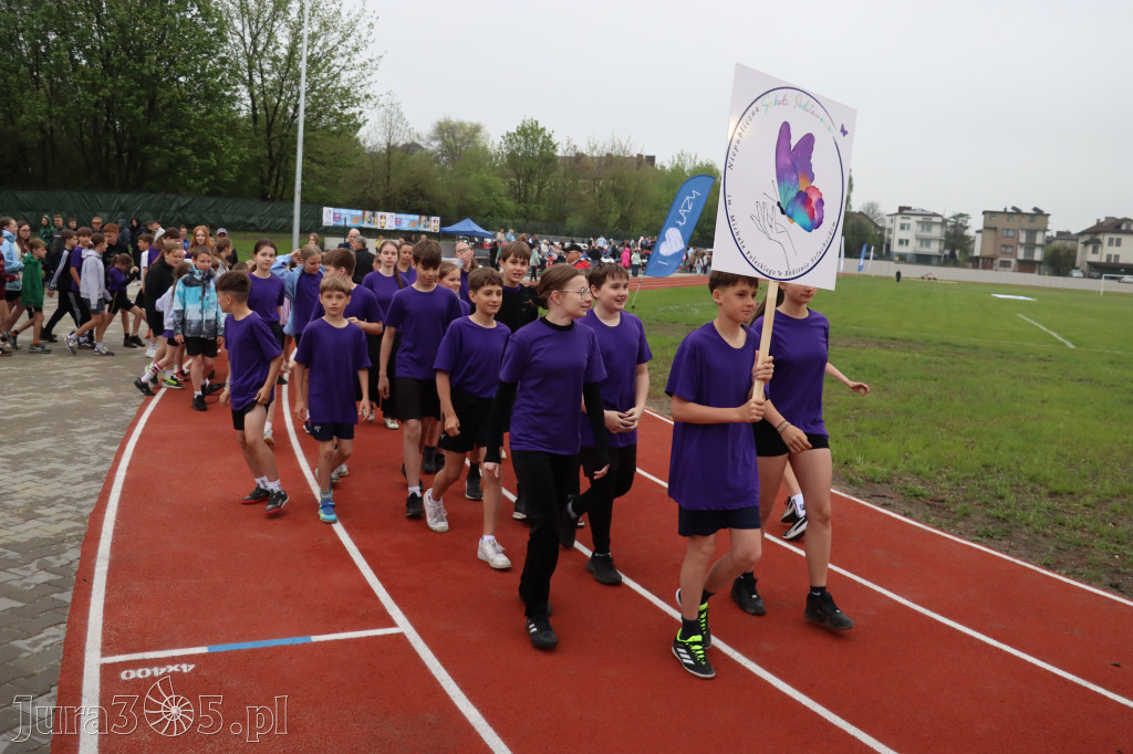 Fotorelacja: Uroczystość otwarcia stadionu miejskiego w Łazach po rewitalizacji