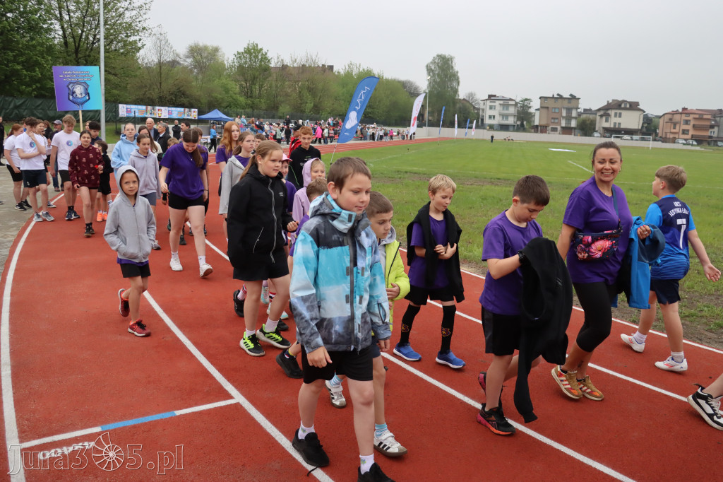 Fotorelacja: Uroczystość otwarcia stadionu miejskiego w Łazach po rewitalizacji