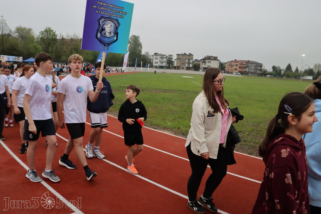 Fotorelacja: Uroczystość otwarcia stadionu miejskiego w Łazach po rewitalizacji