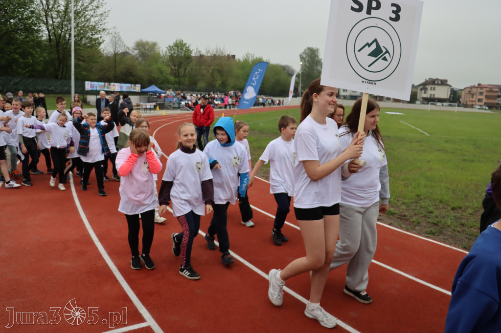 Fotorelacja: Uroczystość otwarcia stadionu miejskiego w Łazach po rewitalizacji