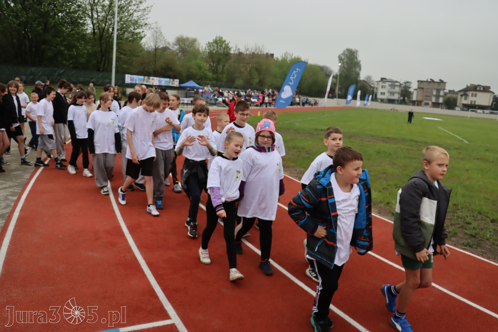 Fotorelacja: Uroczystość otwarcia stadionu miejskiego w Łazach po rewitalizacji