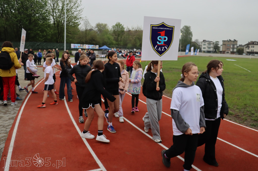 Fotorelacja: Uroczystość otwarcia stadionu miejskiego w Łazach po rewitalizacji