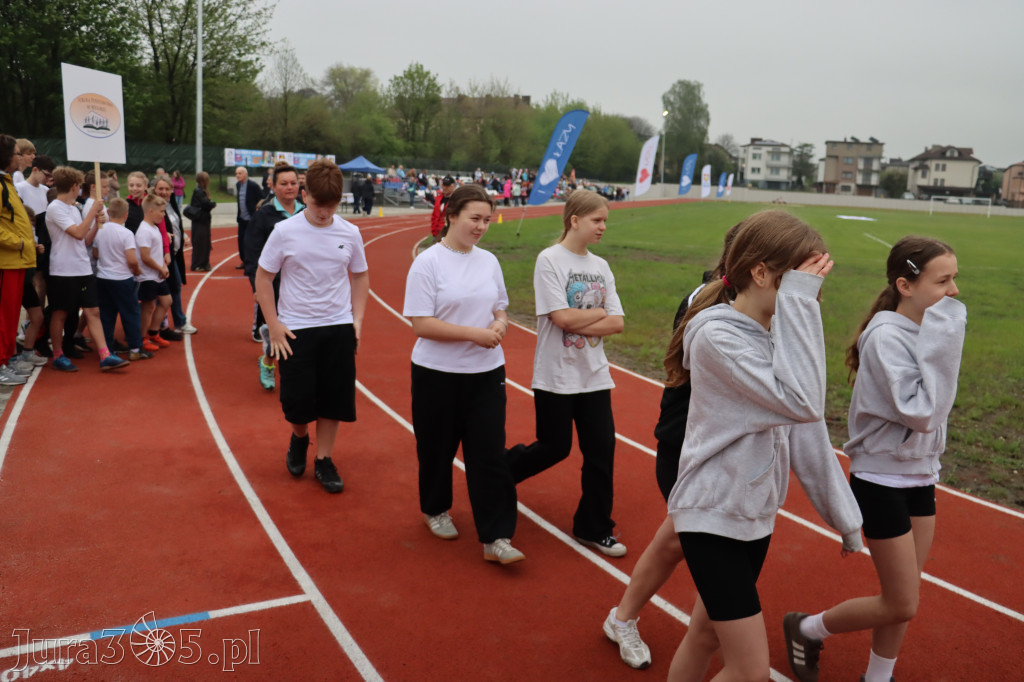 Fotorelacja: Uroczystość otwarcia stadionu miejskiego w Łazach po rewitalizacji