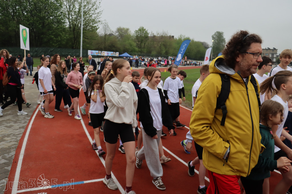 Fotorelacja: Uroczystość otwarcia stadionu miejskiego w Łazach po rewitalizacji
