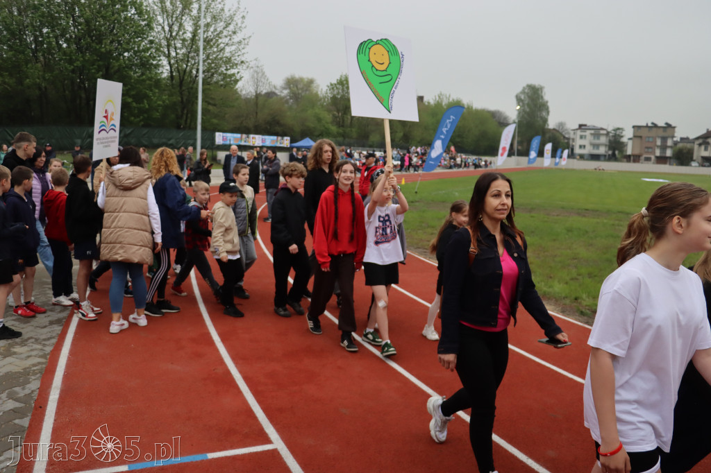 Fotorelacja: Uroczystość otwarcia stadionu miejskiego w Łazach po rewitalizacji
