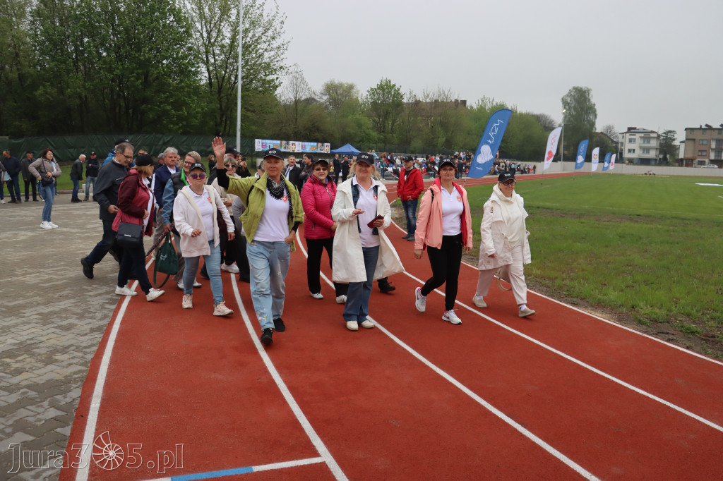 Fotorelacja: Uroczystość otwarcia stadionu miejskiego w Łazach po rewitalizacji