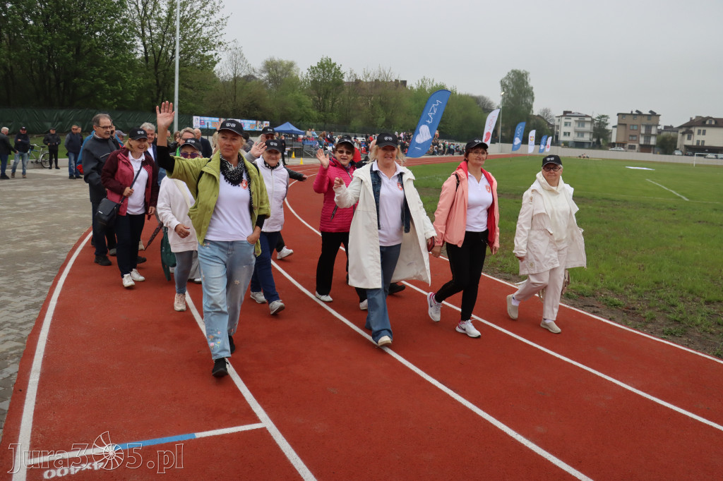 Fotorelacja: Uroczystość otwarcia stadionu miejskiego w Łazach po rewitalizacji