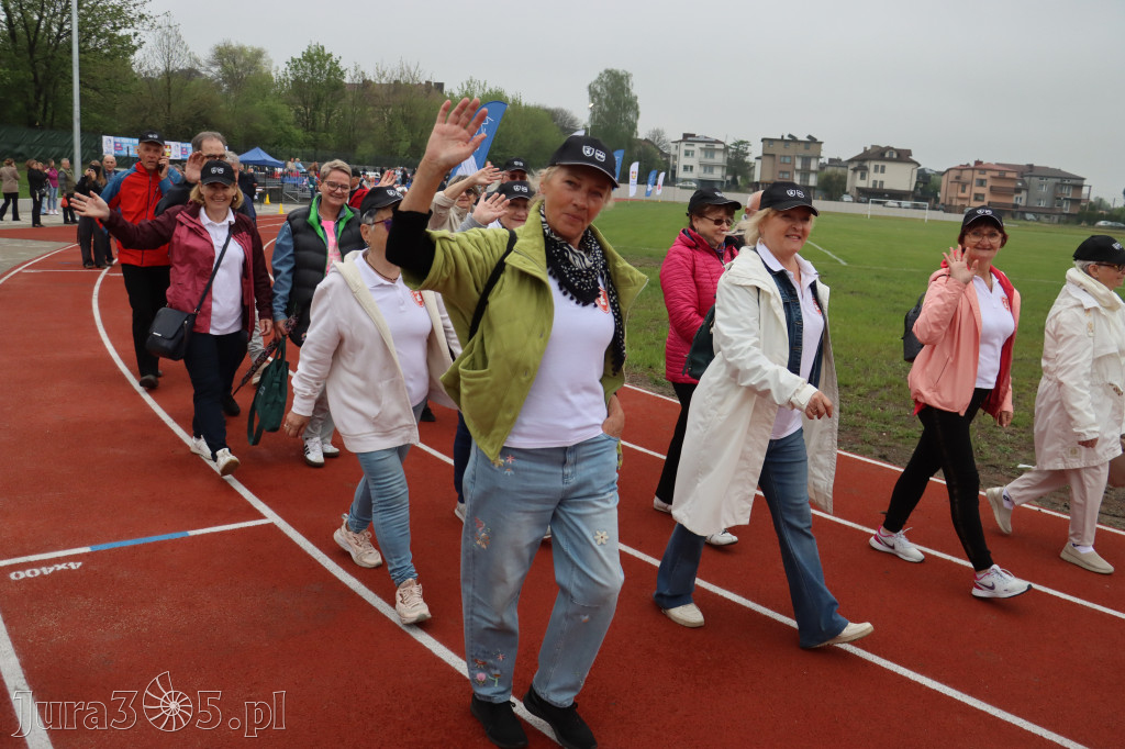 Fotorelacja: Uroczystość otwarcia stadionu miejskiego w Łazach po rewitalizacji