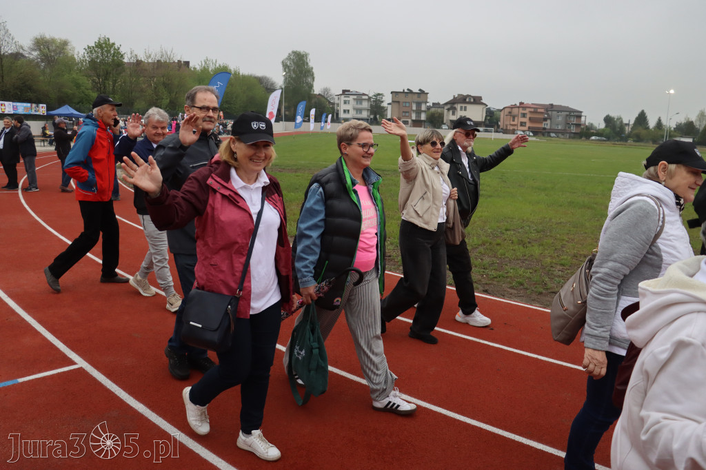 Fotorelacja: Uroczystość otwarcia stadionu miejskiego w Łazach po rewitalizacji