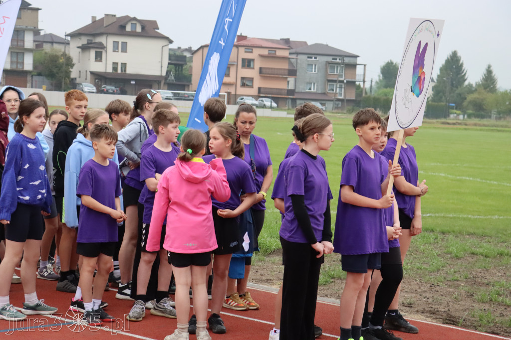 Fotorelacja: Uroczystość otwarcia stadionu miejskiego w Łazach po rewitalizacji
