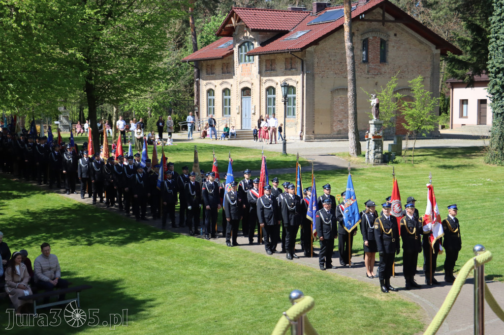 Fotorelacja I: XXVI Pielgrzymka Rodzin Strażackich w Leśniowie