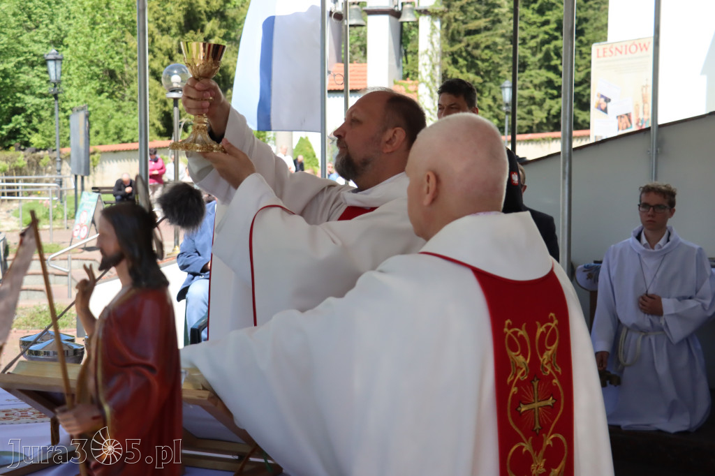 Fotorelacja I: XXVI Pielgrzymka Rodzin Strażackich w Leśniowie