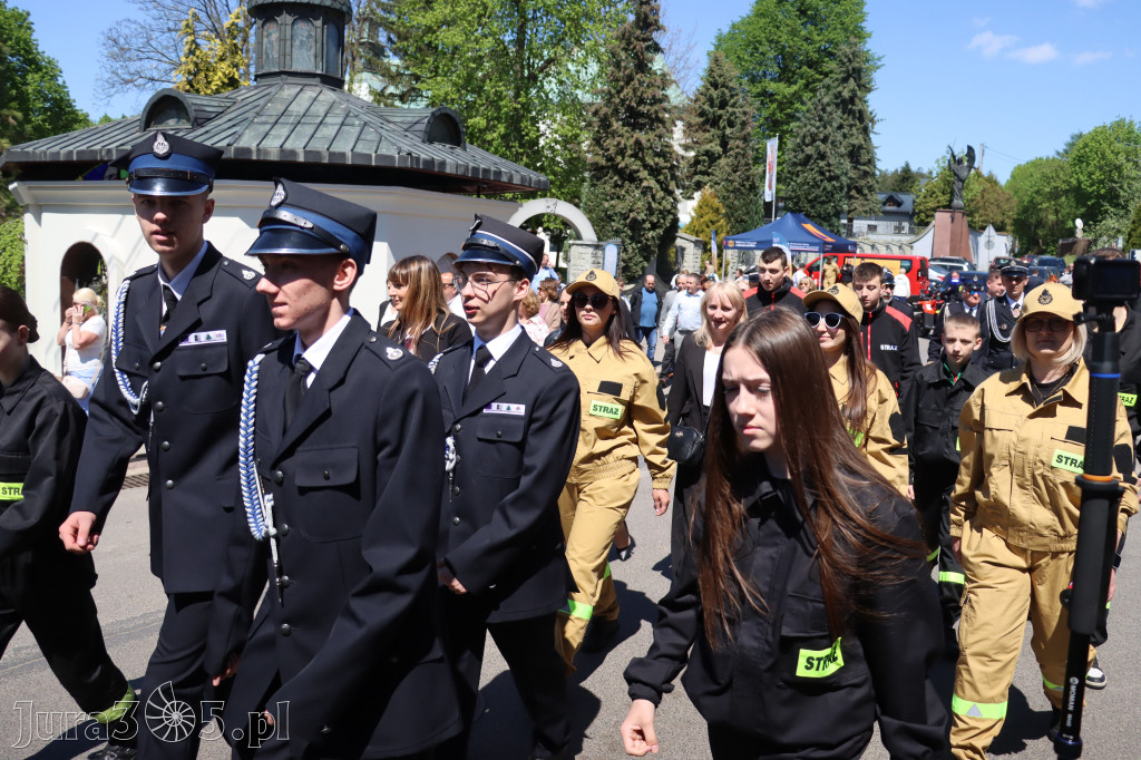 Fotorelacja II: XXVI Pielgrzymka Rodzin Strażackich w Leśniowie