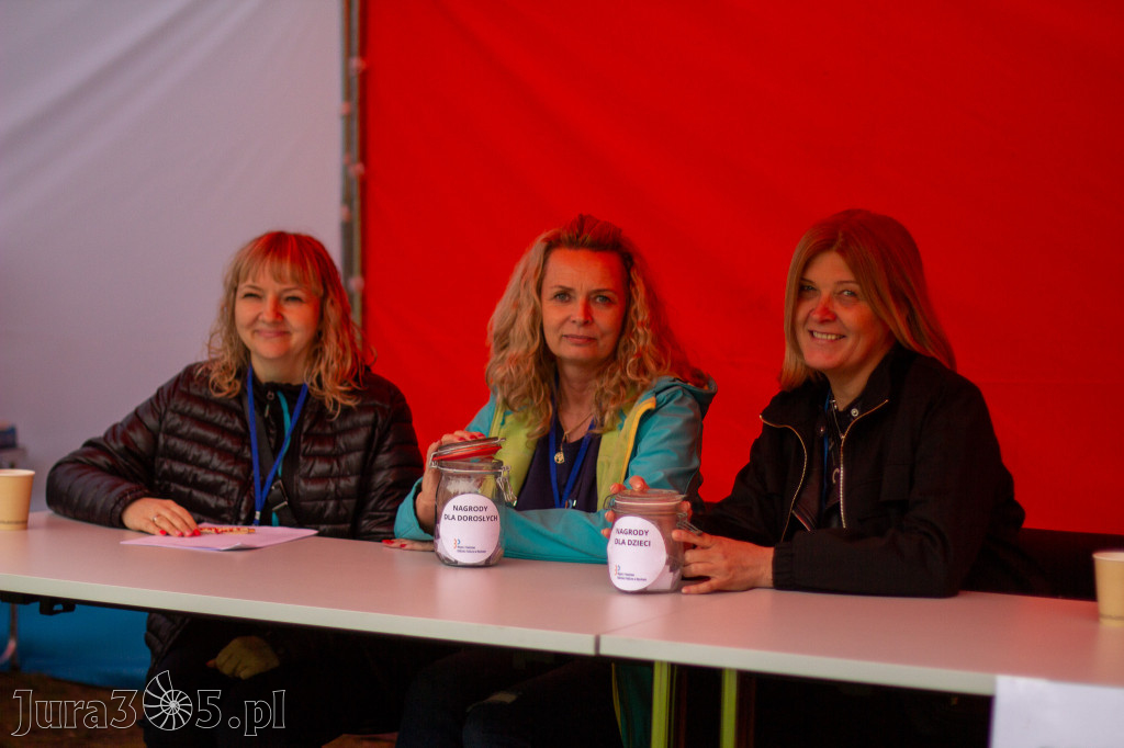 Fotorelacja: VIII Familijny Biegu z Książką w Myszkowie OCZYTANI BIEGACZE