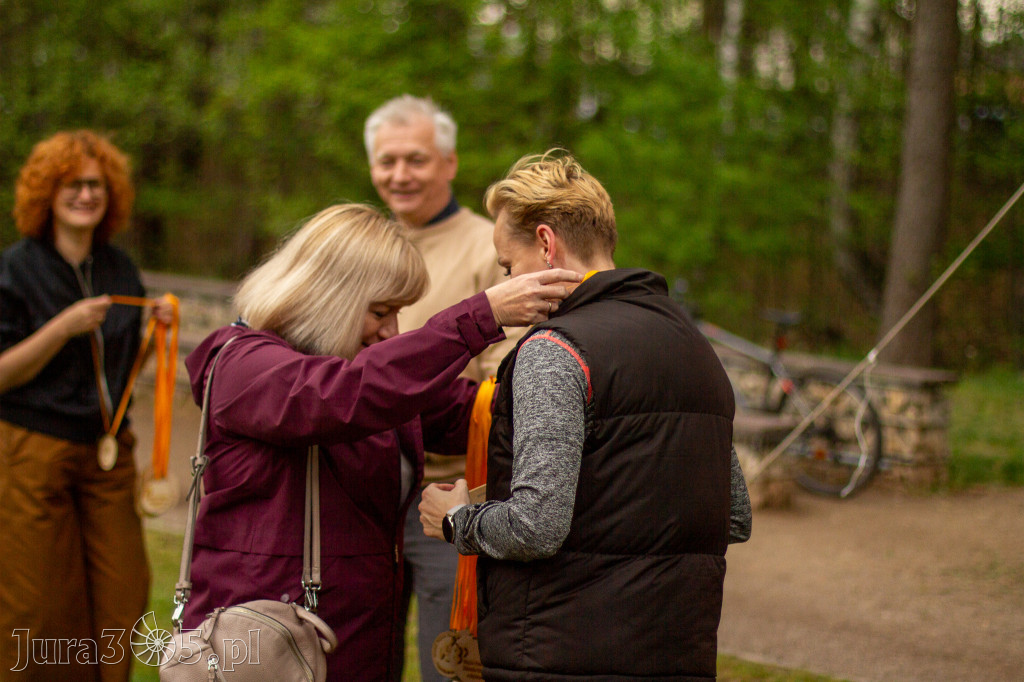 Fotorelacja: VIII Familijny Biegu z Książką w Myszkowie OCZYTANI BIEGACZE