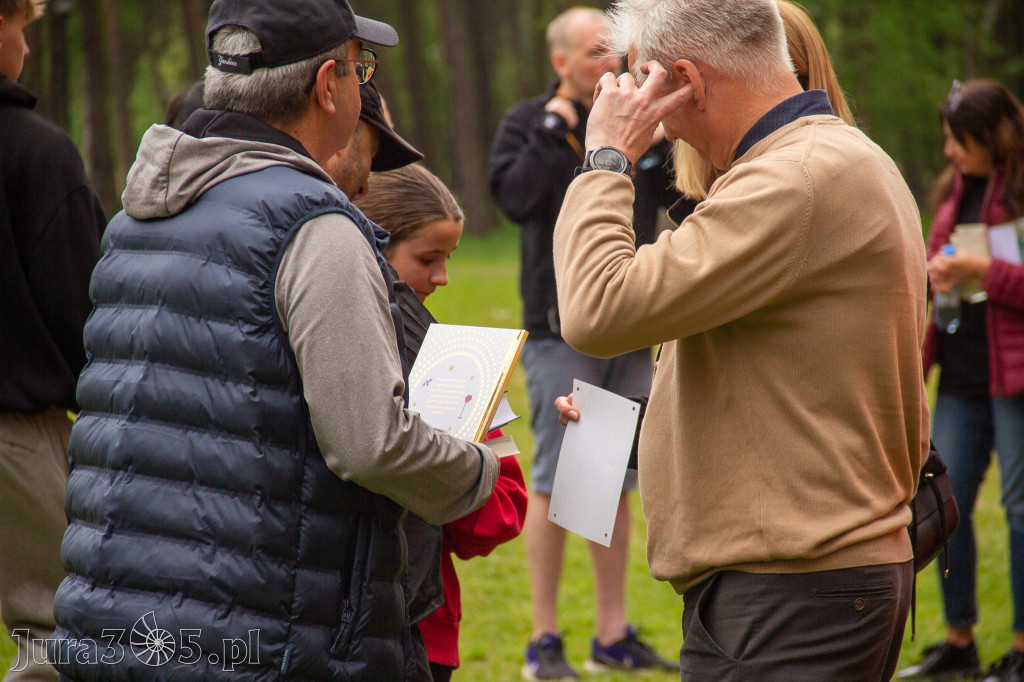 Fotorelacja: VIII Familijny Biegu z Książką w Myszkowie OCZYTANI BIEGACZE