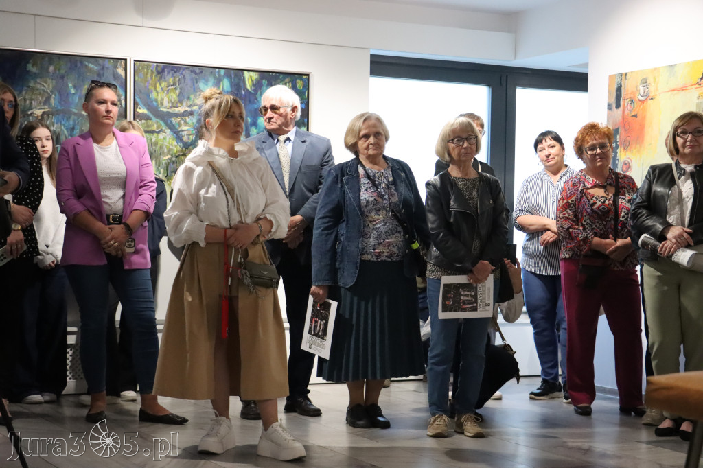 Fotorelacja: Wernisaż wystawy Małgorzaty Lazarek w MOK Zawiercie