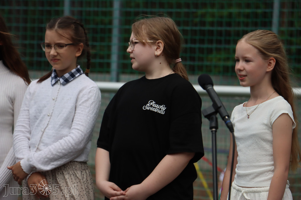 Fotorelacja: FESTYN RODZINNY zorganizowany przez Szkołę Podstawową w Żarkach Letnisku