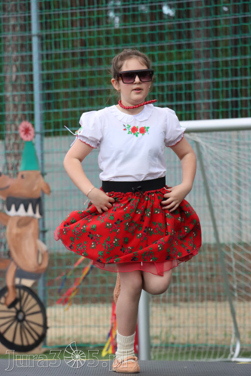 Fotorelacja: FESTYN RODZINNY zorganizowany przez Szkołę Podstawową w Żarkach Letnisku